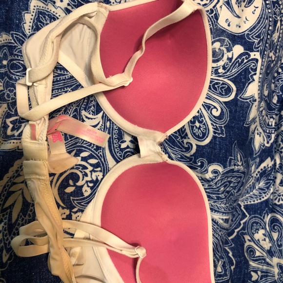 bras - Picture 5 of 7